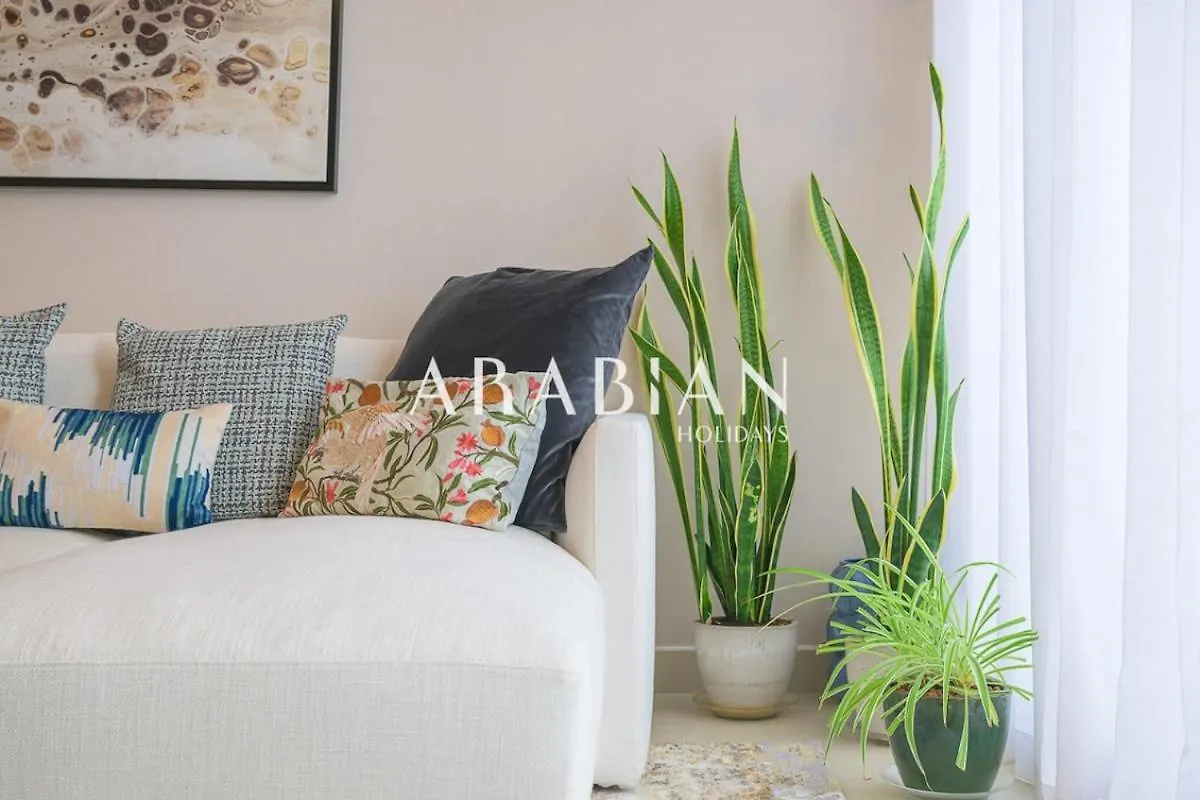 Sophisticated 1Br With City View In Creek Harbor Dubai Apartment